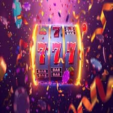 618 fish apk ပလက်ဖောင်း Myanmar ကစားသူ Mobile Phone ဖြင့် Online Games ကစားနေသော မြင်ကွင်း